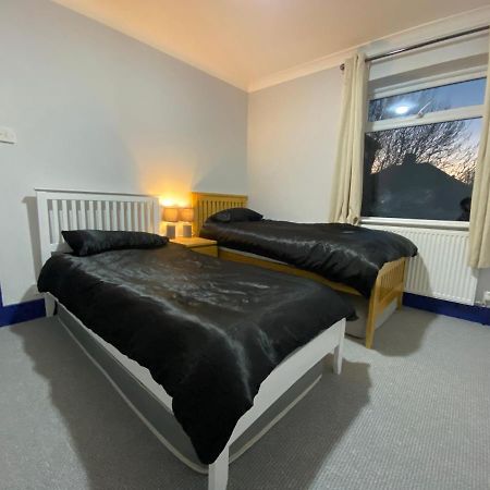 Harewood Lodge - Single And Double Rooms Self Serve Apartment King's Lynn Zewnętrze zdjęcie