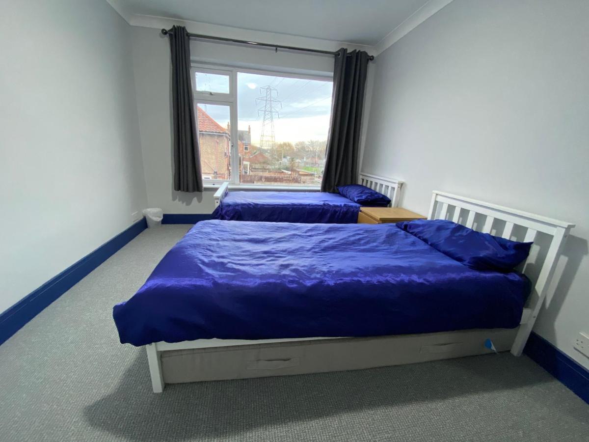 Harewood Lodge - Single And Double Rooms Self Serve Apartment King's Lynn Zewnętrze zdjęcie