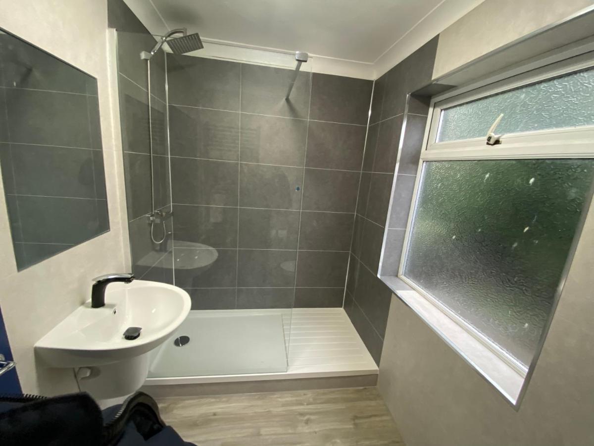 Harewood Lodge - Single And Double Rooms Self Serve Apartment King's Lynn Zewnętrze zdjęcie